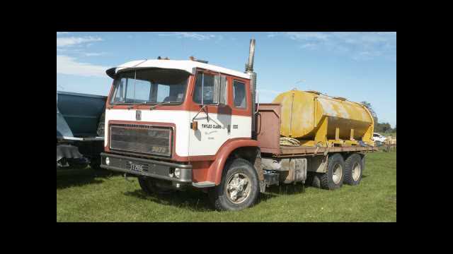 1978 International ACCO 3070A Truck