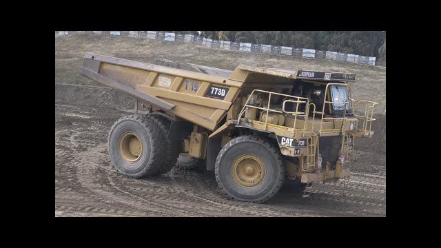 Caterpillar CAT 773D Dump Truck at Wheels at Wanaka 2025
